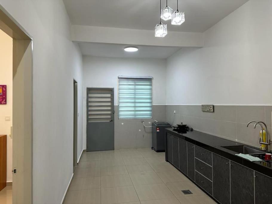 2 Storey, Hijayu 3d Alconix, Sendayan, Rumah percutian